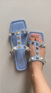 Surbhi Jyoti feet photo thumbnail