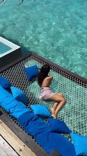 Surbhi Jyoti feet photo thumbnail