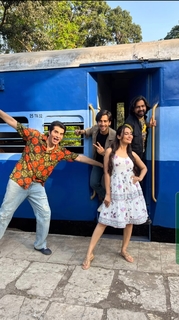 Surbhi Jyoti feet photo thumbnail