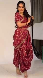 Surbhi Jyoti feet photo thumbnail