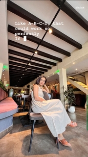 Surbhi Jyoti feet photo thumbnail