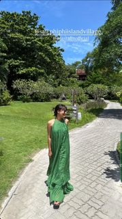 Surbhi Jyoti feet photo thumbnail