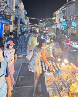 Surbhi Jyoti feet photo thumbnail