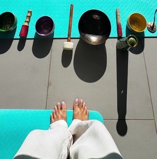 Surbhi Jyoti feet photo 6