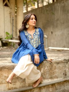 Surbhi Jyoti feet photo 2