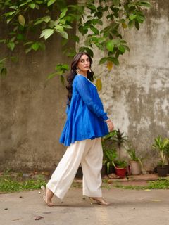 Surbhi Jyoti feet photo 1