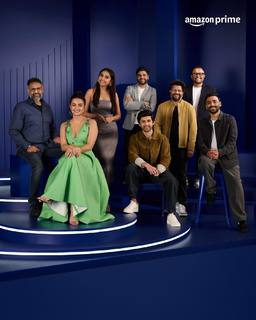 Surveen Chawla feet photo thumbnail