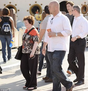 Susan Boyle feet photo 15