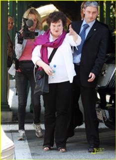 Susan Boyle feet photo 20