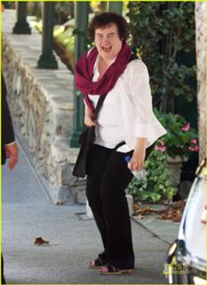 Susan Boyle feet photo 19