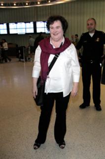 Susan Boyle feet photo 18