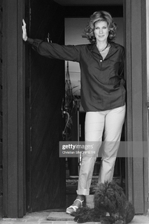 Susan Clark feet photo 8