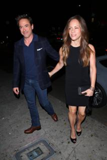 Susan Downey feet photo 14