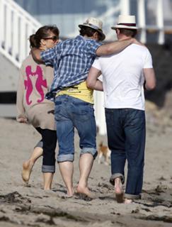 Susan Downey feet photo 4