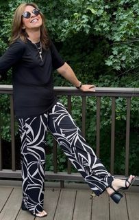 Susan Graver feet photo 1