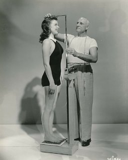 Susan Hayward feet photo 3