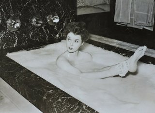 Susan Hayward feet photo 2