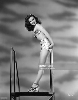 Susan Hayward feet photo 16