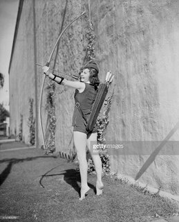Susan Hayward feet photo 14