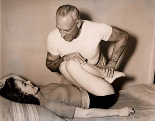 Susan Hayward feet photo 13