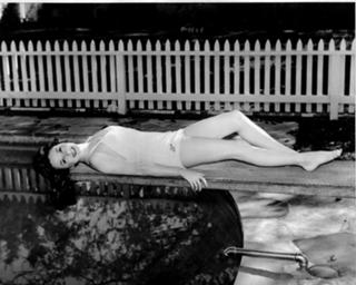 Susan Hayward feet photo 2
