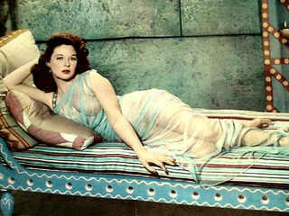 Susan Hayward feet photo 6