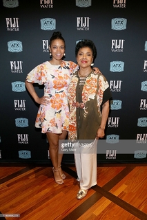 Susan Kelechi Watson feet photo 20