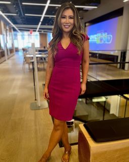 Susan Li feet photo 6