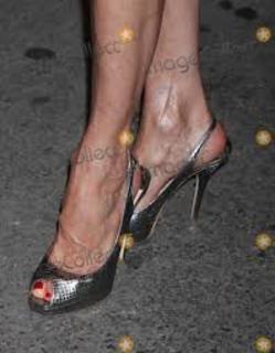 Susan Lucci feet photo thumbnail