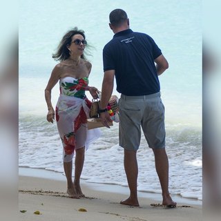 Susan Lucci feet photo thumbnail