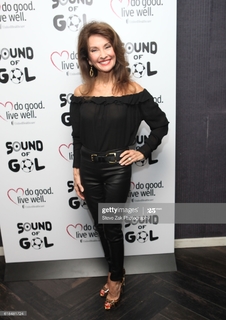 Susan Lucci feet photo thumbnail