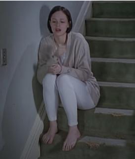 Susan May Pratt feet photo 1