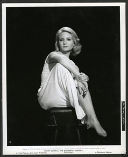 Susan Oliver feet photo 4