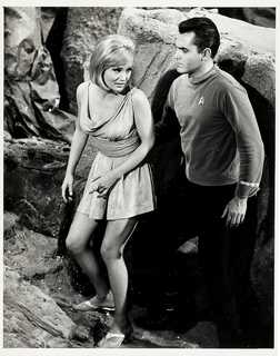 Susan Oliver feet photo 5
