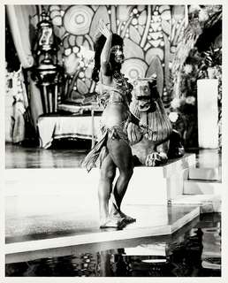 Susan Oliver feet photo 3