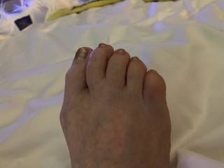 Susan Olsen feet photo 14