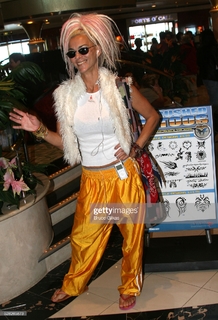 Susan Powter feet photo 9