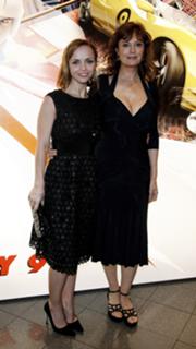 Susan Sarandon feet photo thumbnail