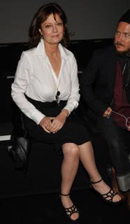 Susan Sarandon feet photo thumbnail