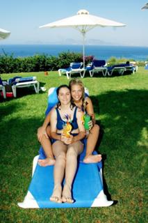 Susan Sideropoulos feet photo 20