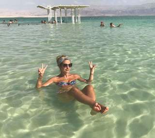 Susan Sideropoulos feet photo 20