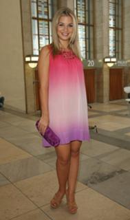 Susan Sideropoulos feet photo 20