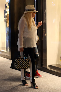 Susana Giménez feet photo 8