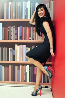 Susana Zabaleta feet photo thumbnail