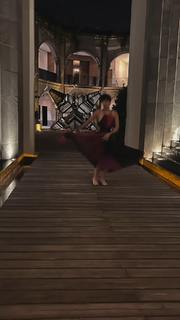 Susana Zabaleta feet photo thumbnail