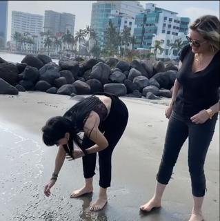 Susana Zabaleta feet photo thumbnail