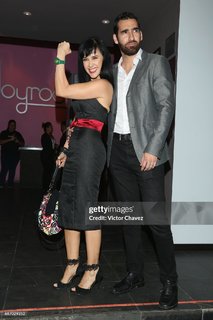 Susana Zabaleta feet photo thumbnail