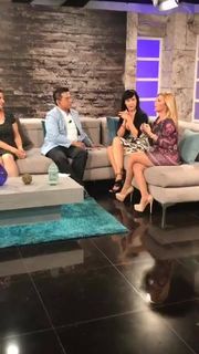 Susana Zabaleta feet photo thumbnail