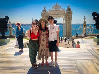 Susana Zabaleta feet photo thumbnail