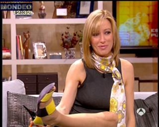 Susanna Griso feet photo 15